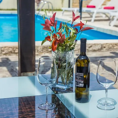 Holiday home Samanta